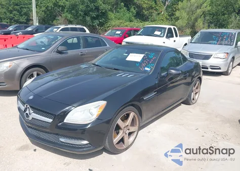 2012 Mercedes-Benz Slk 350 z USA, uszkodzony, nr VIN WDDPK5HA1CF026391